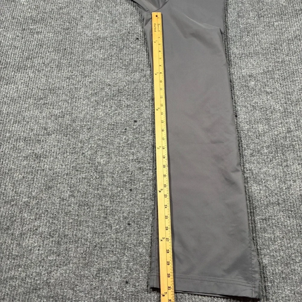 Under Armour Mens Pants Size Medium Gray Pull On Loose Fit Ankle Zip Outdoor‎